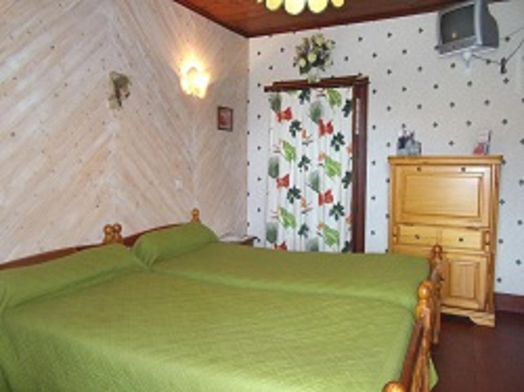 Domaine Des Parisses - Chambres D'Hotes Gennetines Bilik gambar